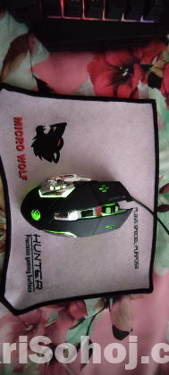 Mix Elite SE keyboard and mouse for mobile gaming